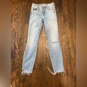 Woman's Skinny Mother Jeans - ankle length